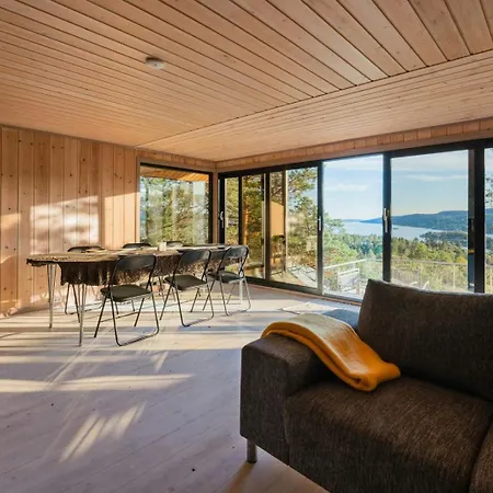 Live In Treetops With Fjord View Prázdninový dům