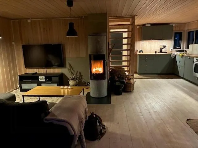 Live In Treetops With Fjord View Hébergement de vacances